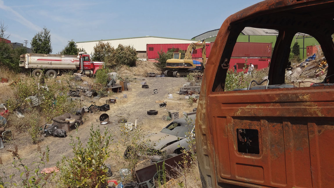 Junk Yard - Grimm 5